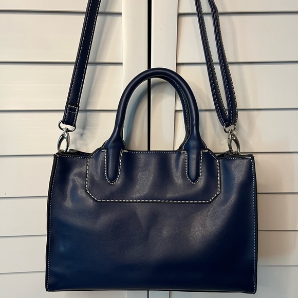 London Fog Navy Blue Crossbody Bag - Picture 2 of 14